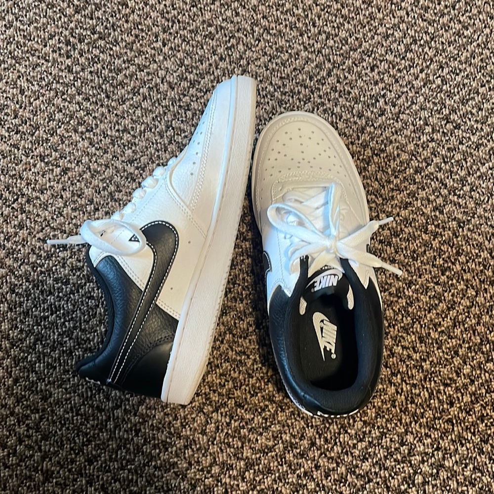 Nike Black and White Sneaker